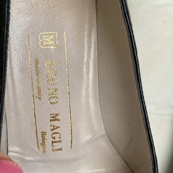 Bruno Magli heels size 7 - Picture 4 of 5